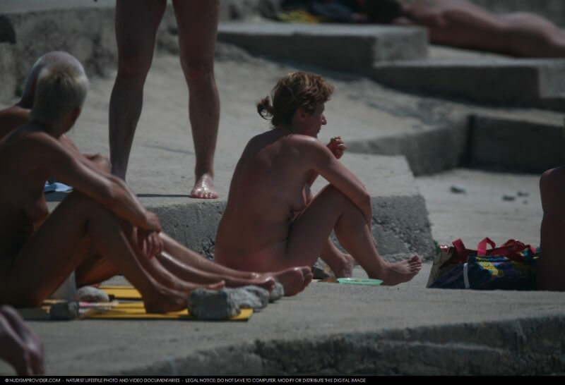 Nudist Rocky Family Angle gallery - Unlimited freedom is the guiding principle of nudism and naturism