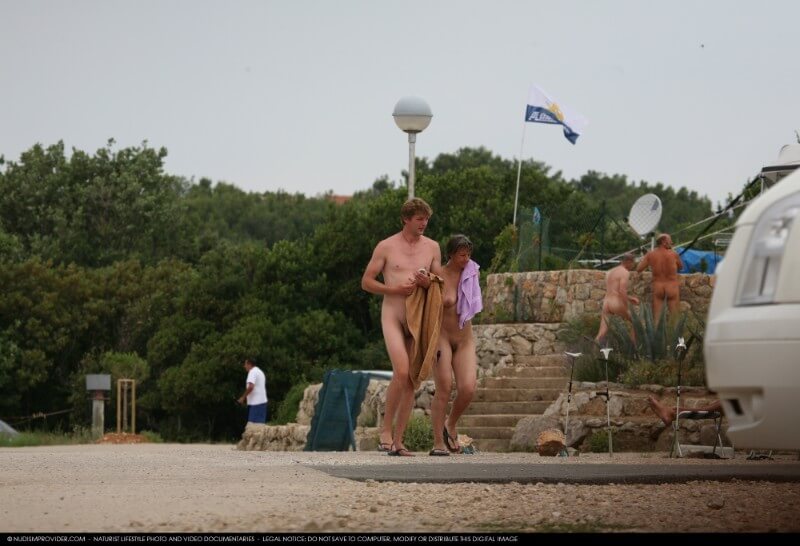 Nudism Family Indian Summer Painting photo gallery - Nudist families: open materials for connoisseurs