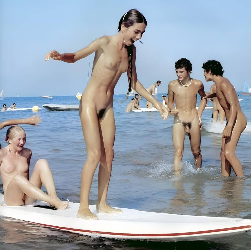 Retro naturism beautiful photos - Nudity in naturism is a way to experience freedom and harmony