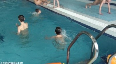 Poolside activities 1 Full HD - Current trends in the development of the naturist movement