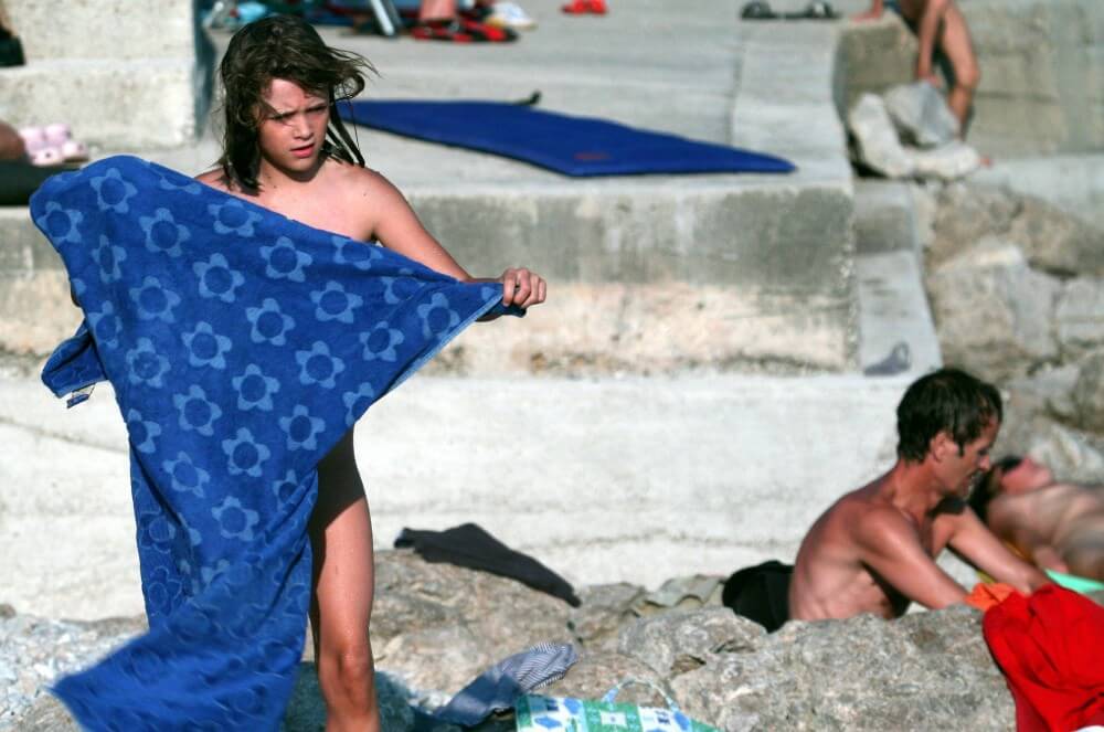 Nudist Rocky Family Angle - Nudism has an ancient history