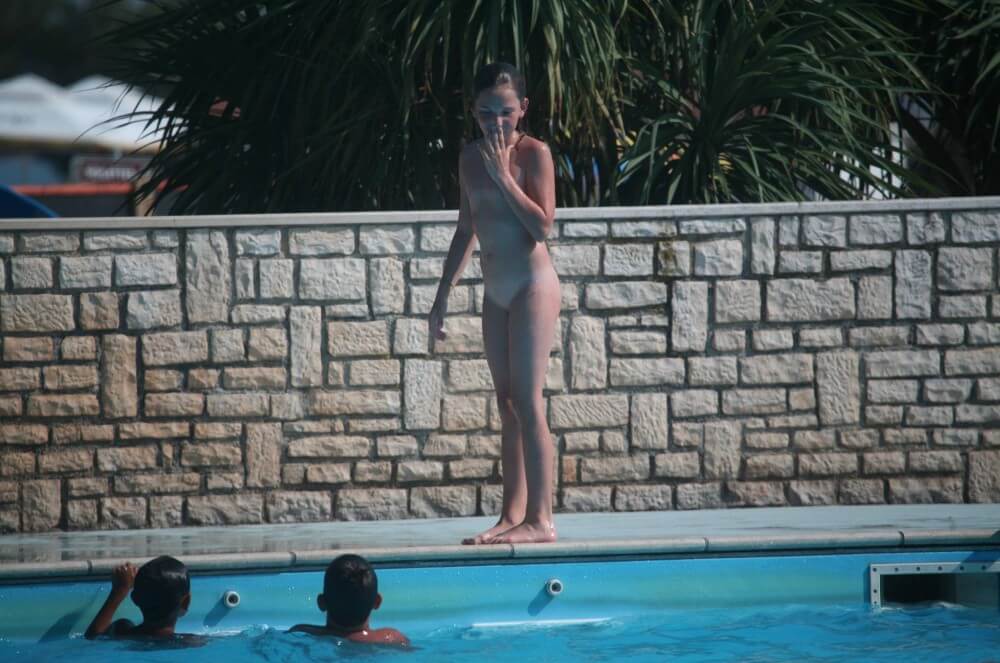 Naturist Pool-Side Singles photos - This movement helps people understand that the naked body is not an object for judgment or condemnation