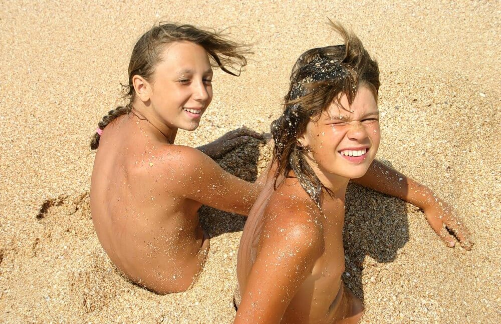 Ocean Beach Relaxing Photo Set - Undressing is permissible only within ones own community