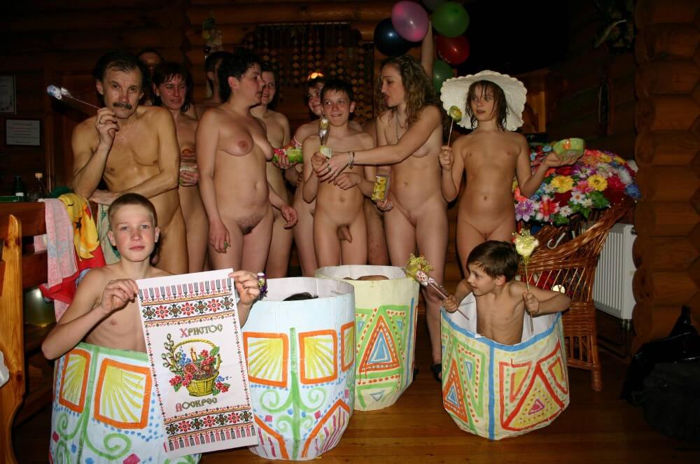 Easter Group Memories pics - Seeks harmony with the rhythms of nature and the environment through nudity