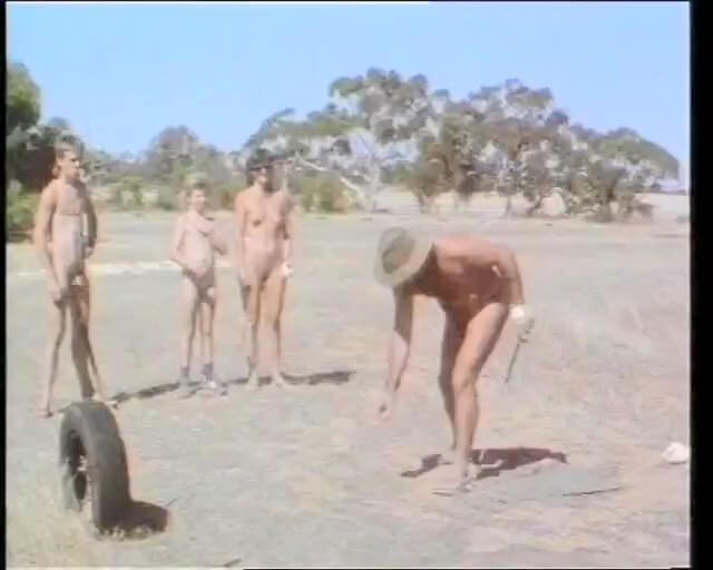 Naturism lifestyle retro - Wearing less clothing is fashionable