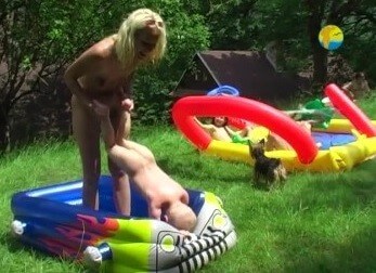 Naturist Freedom: Not only Skipping Ropes - Taking Off Ones Clothes