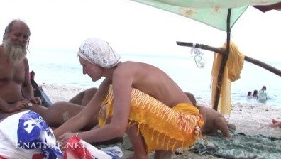 Enature - Back to the bare beach Full HD - Nudism promotes mental well-being