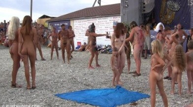 Cool Day At The Beach Full HD video - A life free of unnecessary worries is a hallmark of naturism