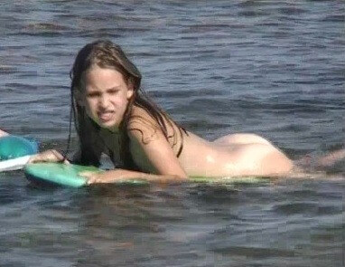 Naturistin: Julia and Hanna Am Meer - Nudity is seen as a natural part of life among nudists