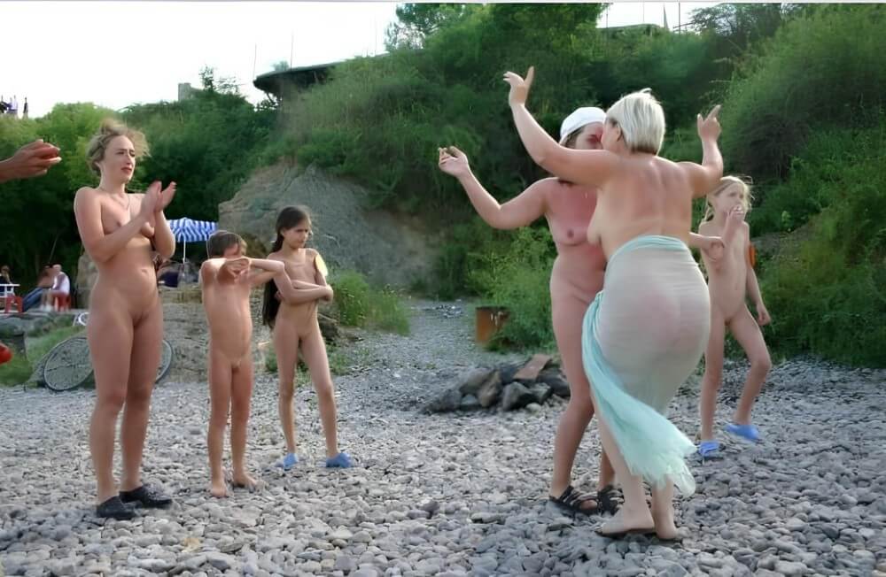 Dances on a beach pics - The lifestyle of naturist advocates and their community