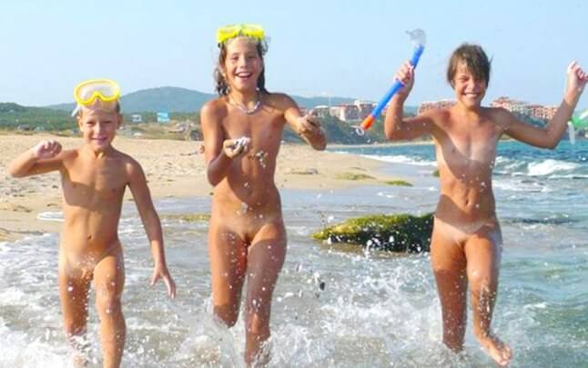 Naturism photo gallery # 27 - Nudism helps us understand the true meaning of freedom
