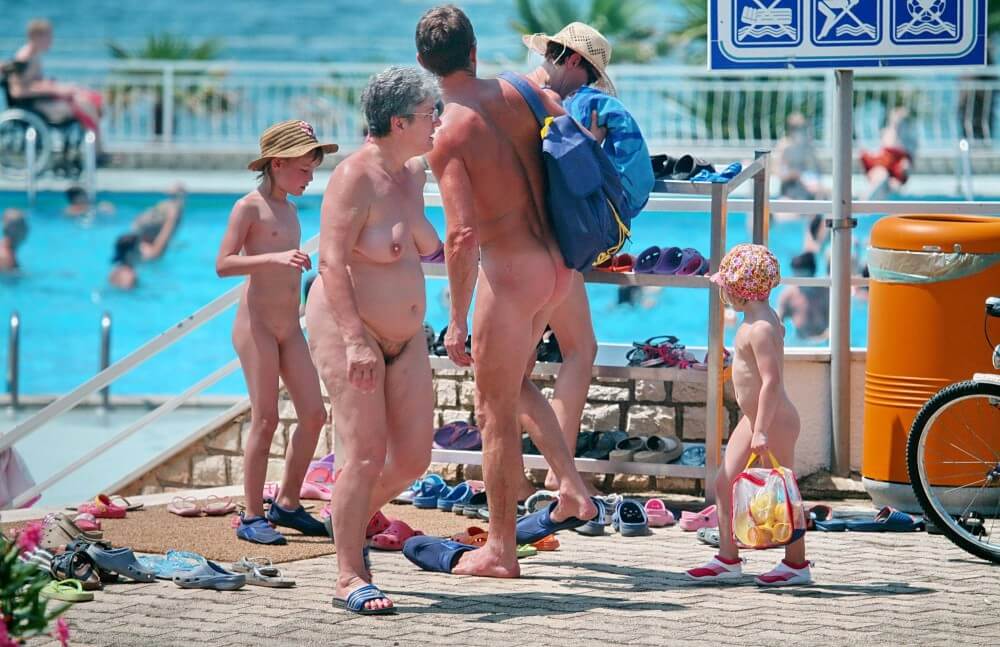 Family Poolside Grouping pics - Nature fills naturists and nudists with energy and inspiration