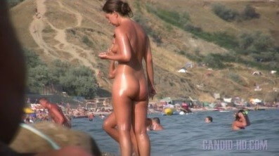 Candid HD Beach adventures Full HD - Leaving the house in a state of complete nudity