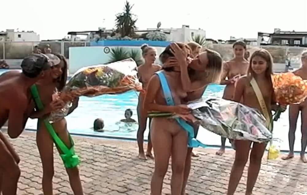 Nudist girls beauty contest video France - Sunat Natplus HD - Naturism teaches respect and love for the natural world